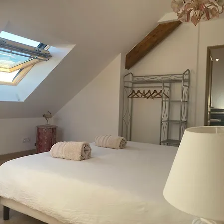 Apartment 45m2 Avec Terrasse, 2 A 3 Pers, A Richemont